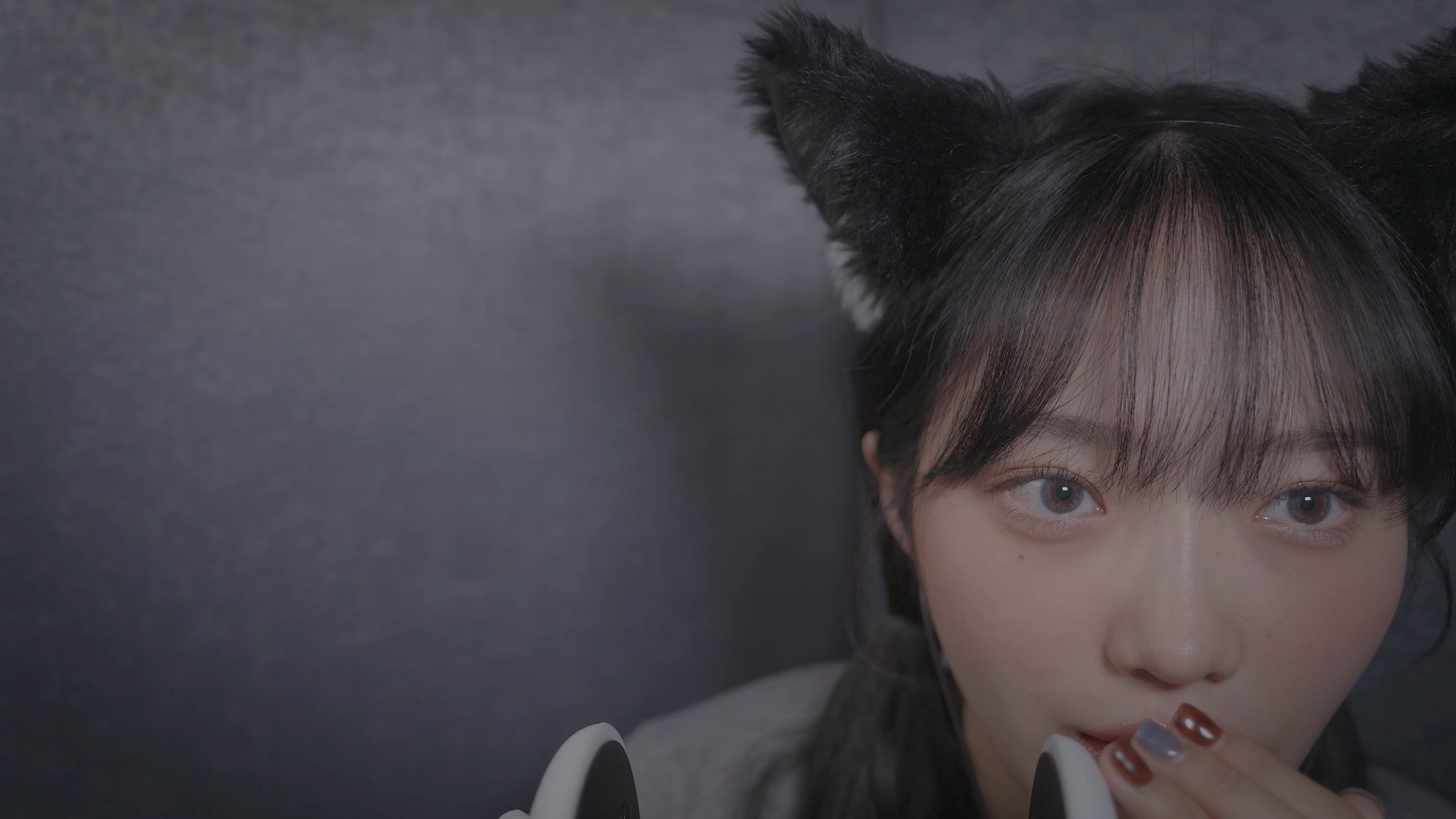 Nareun-猫咪帮你掏耳朵 ^_^